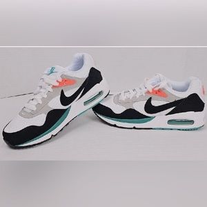 NWOT: Nike Air Max Correlate Mango Women Shoes White Black Green